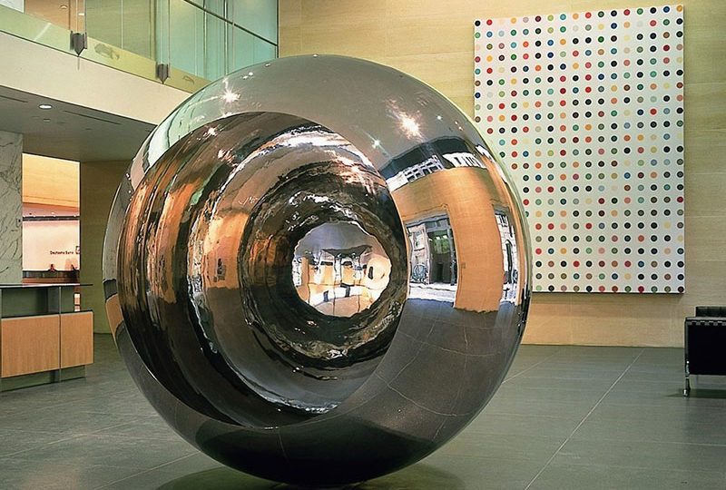 Deutsche Bank by Anish Kapoor and Damien Hirst - investir dans l'art - We Art Partners - location avec option d'achat oeuvres d'art